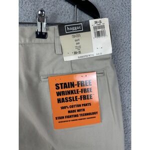 Haggar Pants Mens 38x32 Khaki Classic Fit Pleated Stain-Free Wrinkle-Free Chino